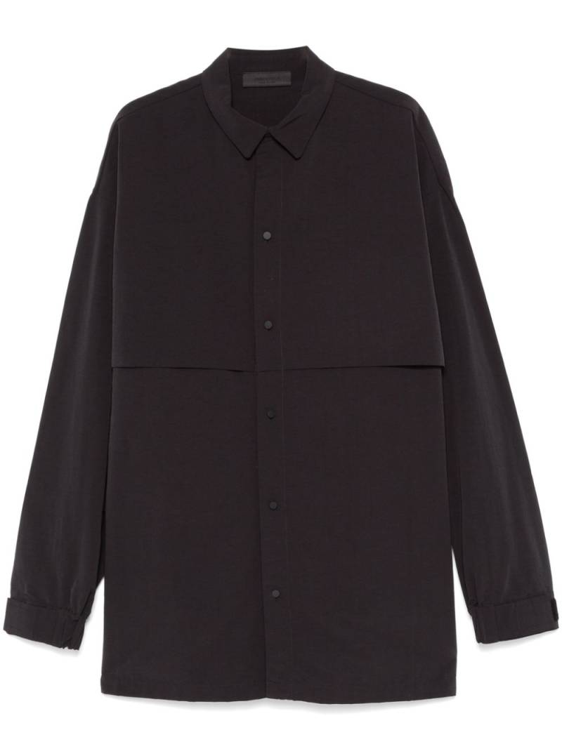 FEAR OF GOD ESSENTIALS storm-flap overshirt - Black von FEAR OF GOD ESSENTIALS