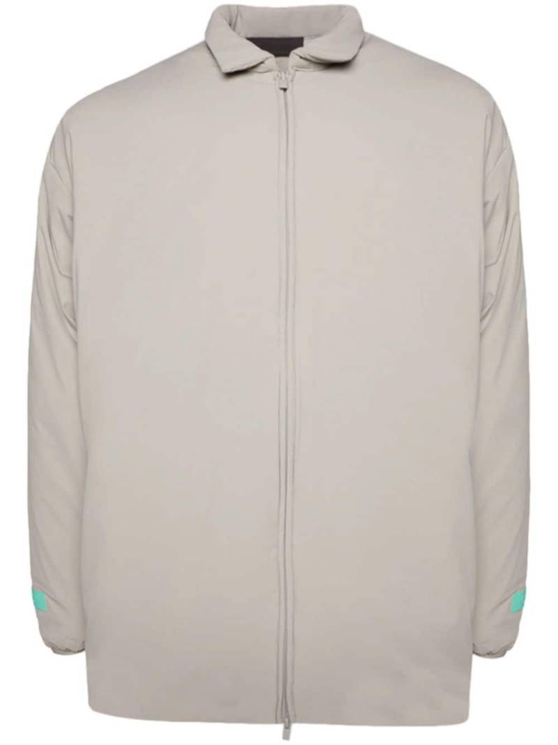 FEAR OF GOD ESSENTIALS zip-up shirt jacket - Grey von FEAR OF GOD ESSENTIALS