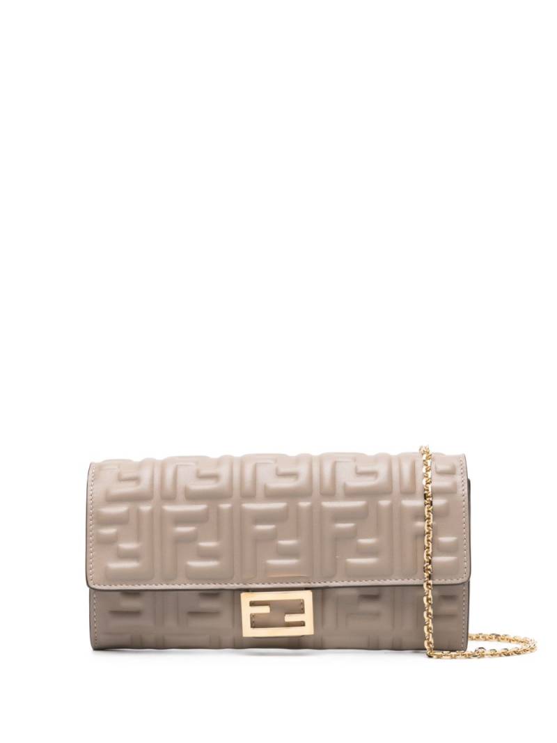 FENDI Baguette FF-embossed shoulder bag - Grey von FENDI