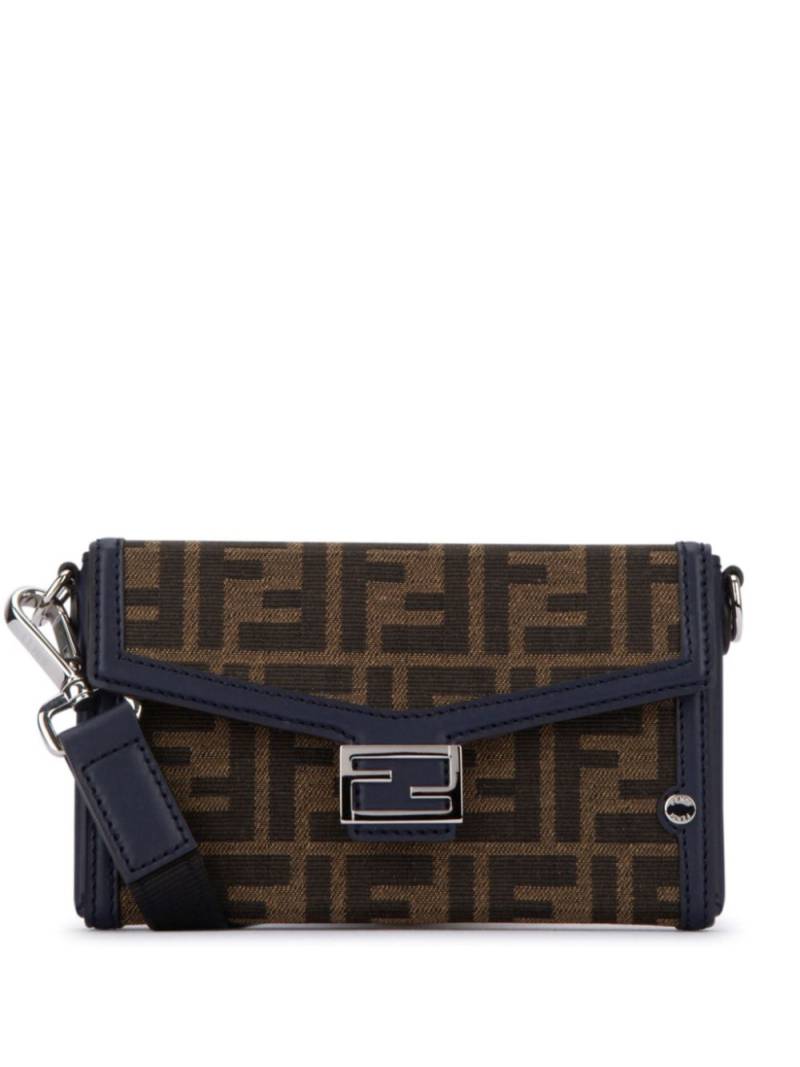 FENDI Soft Trunk Baguette clutch bag - Brown von FENDI