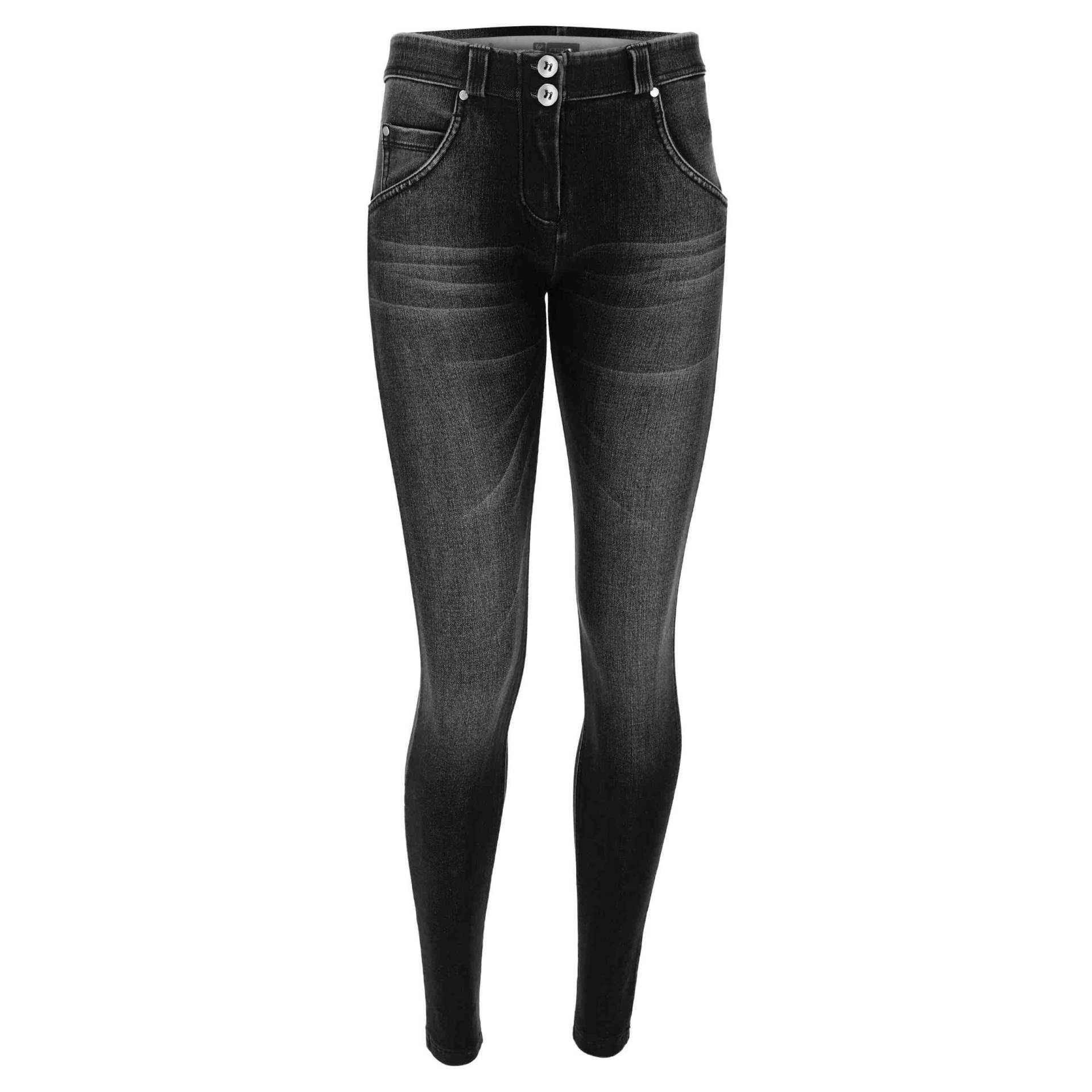 Wr.up® Snug Shaping Pants Damen Schwarz L von FREDDY