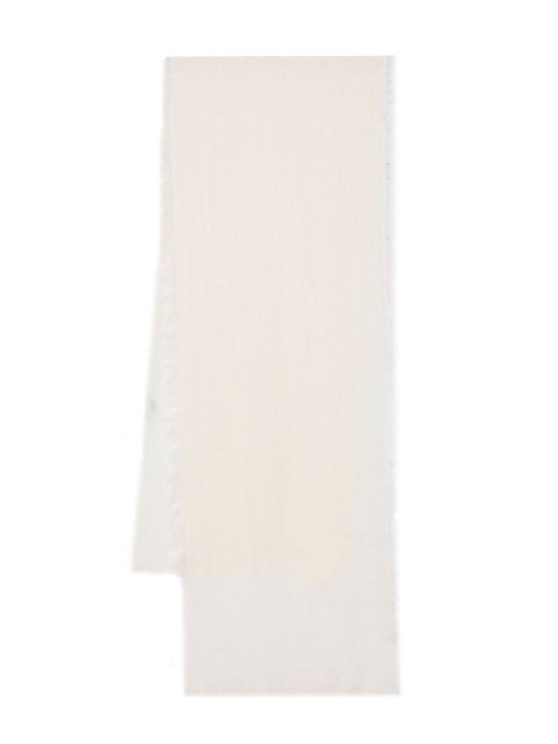 Faliero Sarti frayed-edge knitted scarf - White von Faliero Sarti