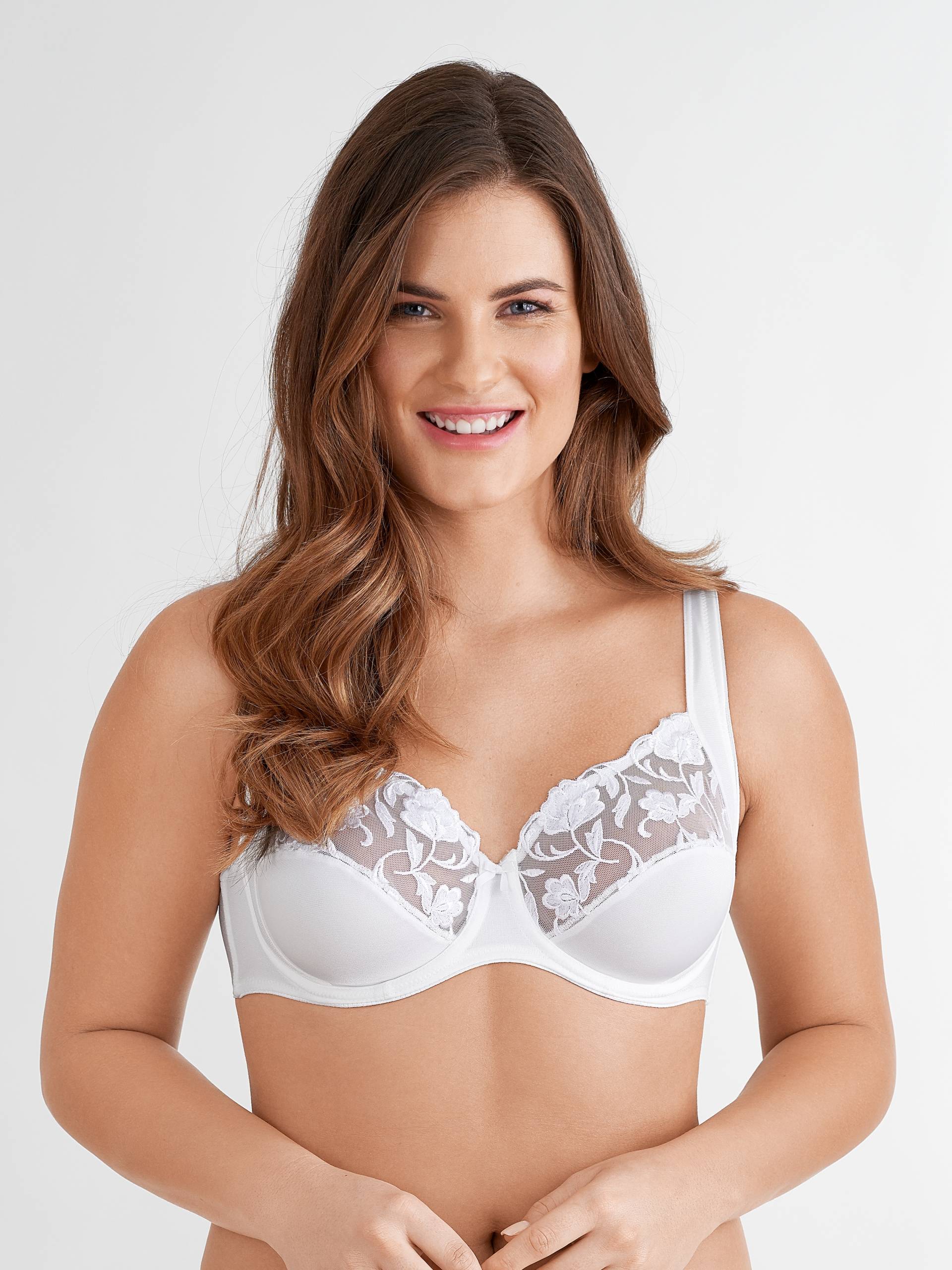 Felina Bügel-BH »Moments«, Aussenträger ist elastisch und längenverstellbar Felina Bügel-BH »Moments«, Aussenträger ist elastisch und längenverstellbar von Felina