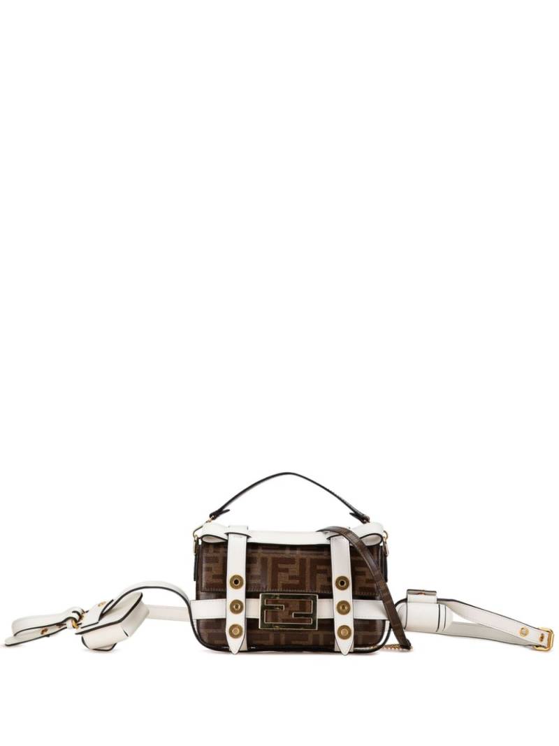 Fendi Pre-Owned 2019-2023 Mini Zucca Glazed Fabric Cage Bagbaguette satchel - White von Fendi Pre-Owned