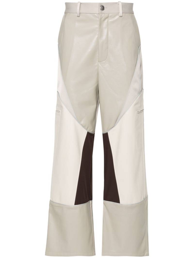 Feng Chen Wang panelled straight-leg cargo pants - Grey von Feng Chen Wang