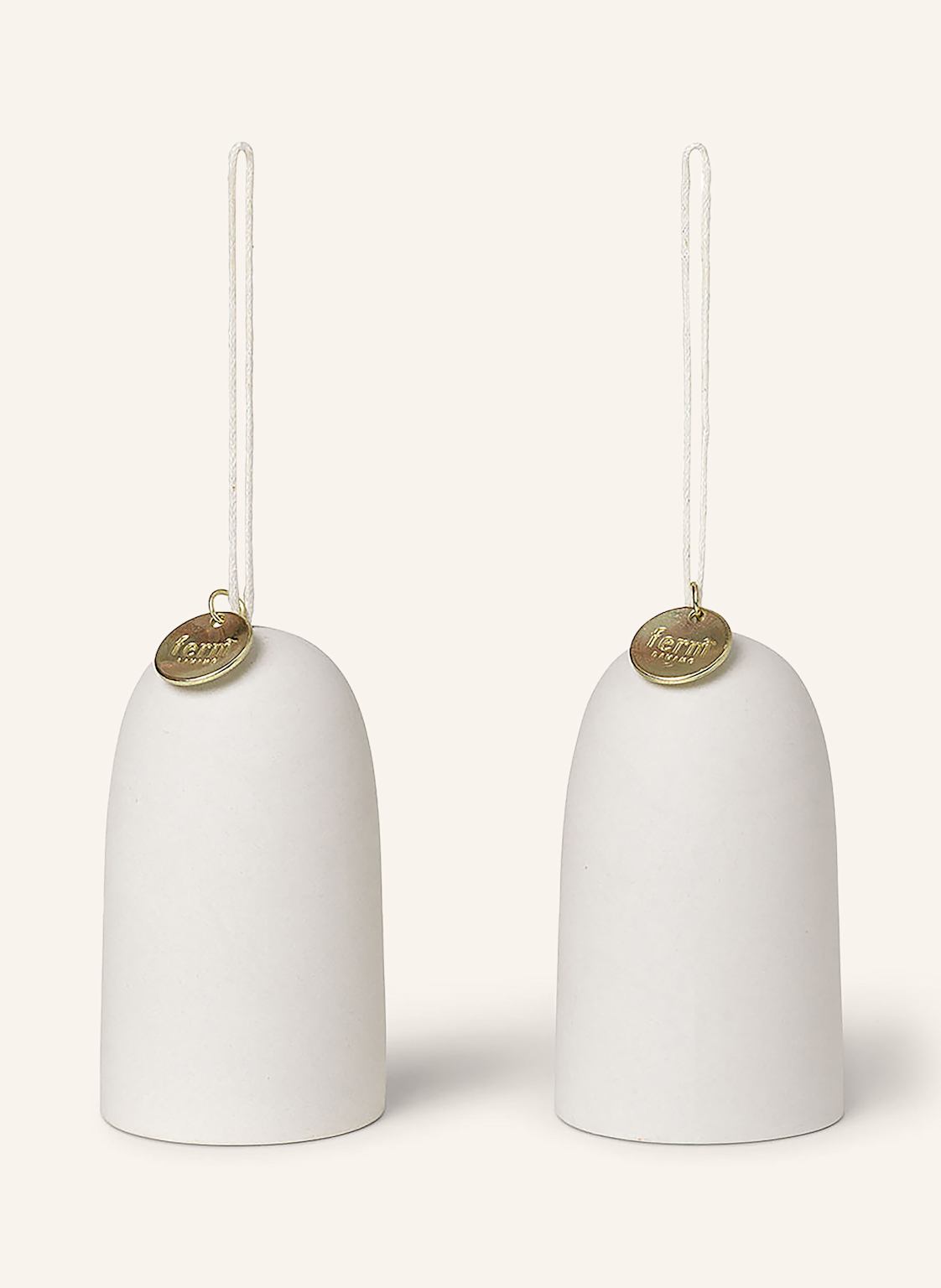 Ferm Living 2er-Set Dekoanhänger Bell Ceramic weiss von Ferm LIVING