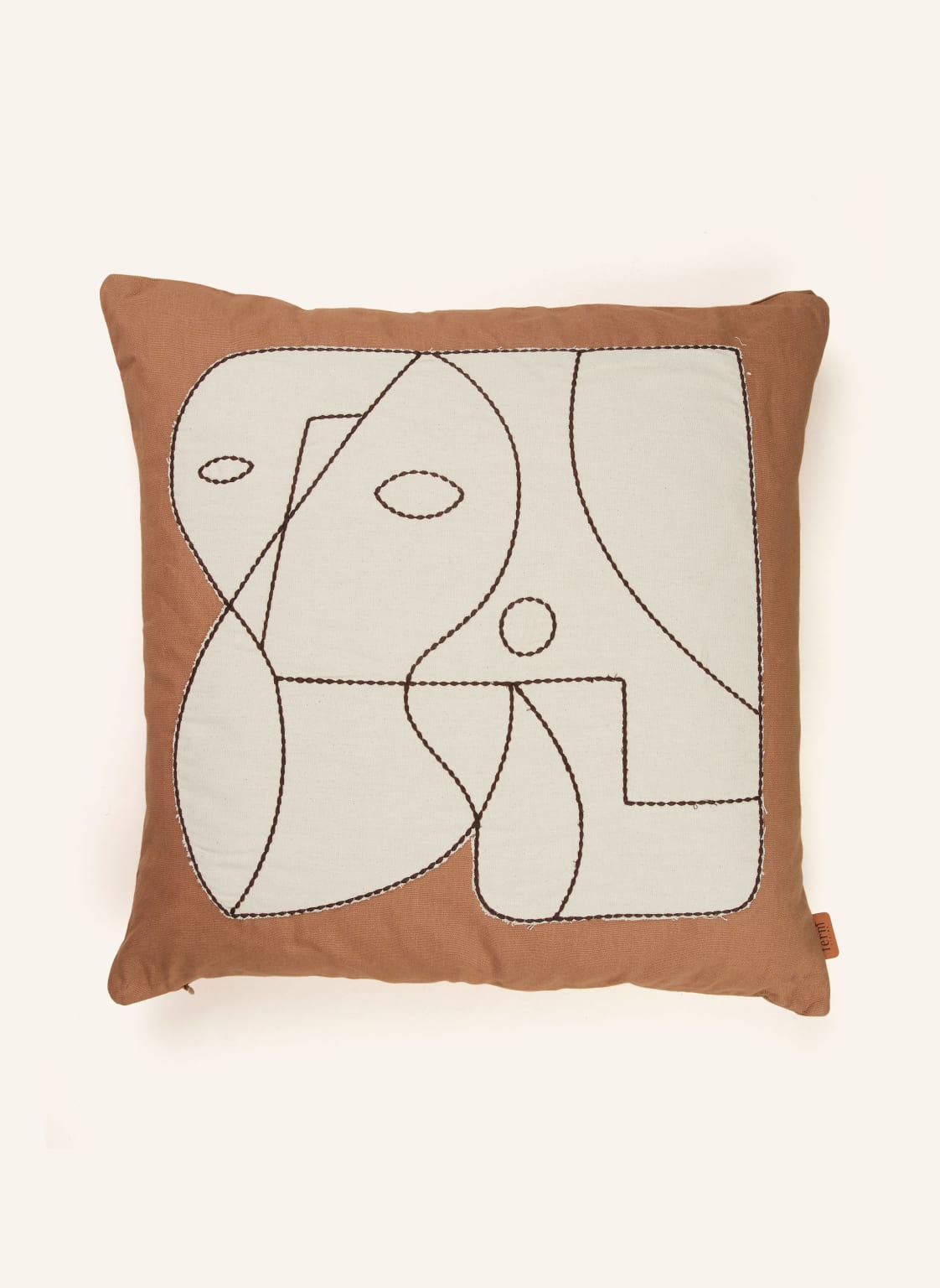 Ferm Living Dekokissen Figure Mit Daunenfüllung beige Ferm Living Dekokissen Figure Mit Daunenfüllung beige von Ferm LIVING