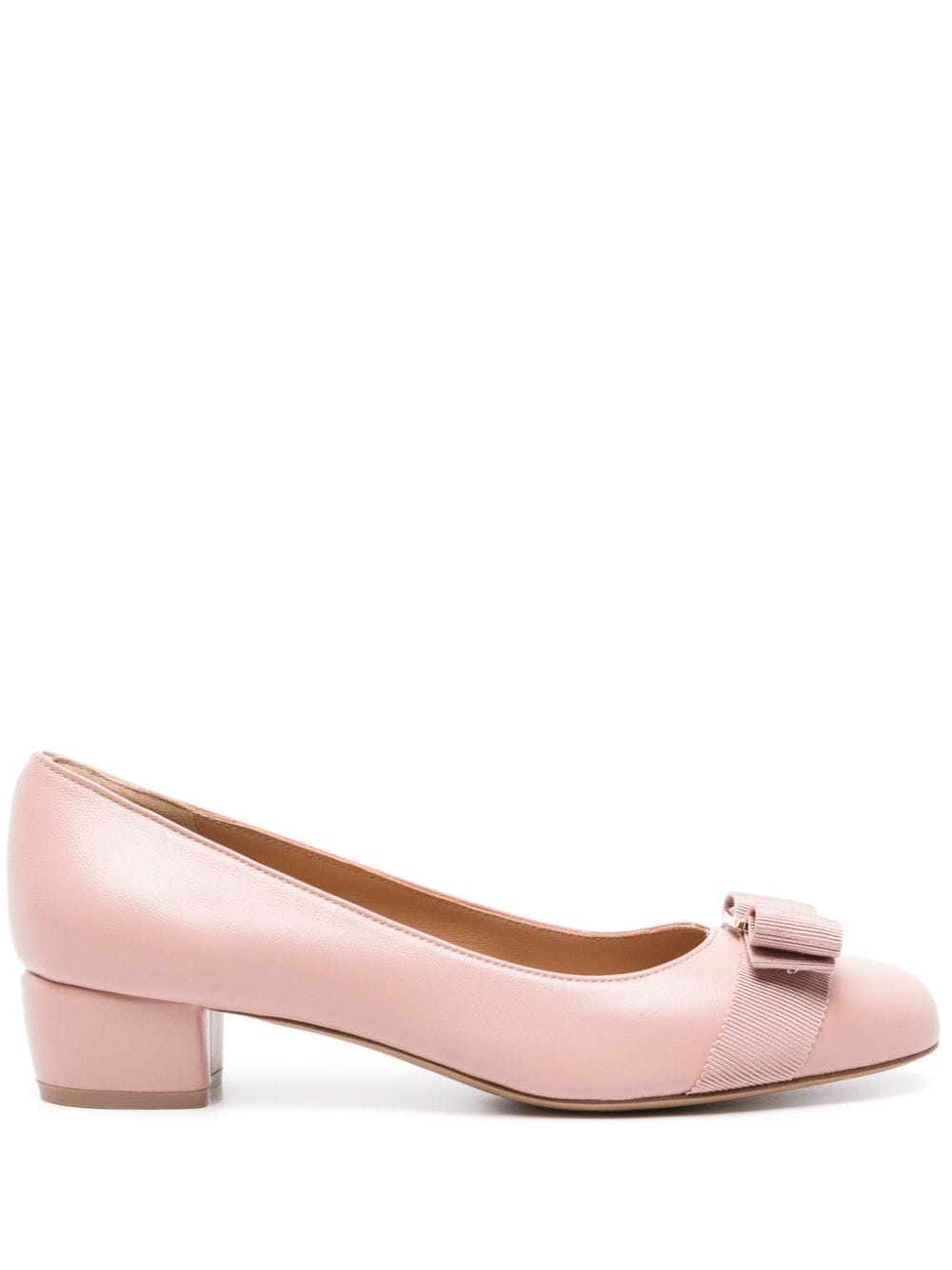 Ferragamo 30mm Vara bow-detail leather pumps - Pink von Ferragamo