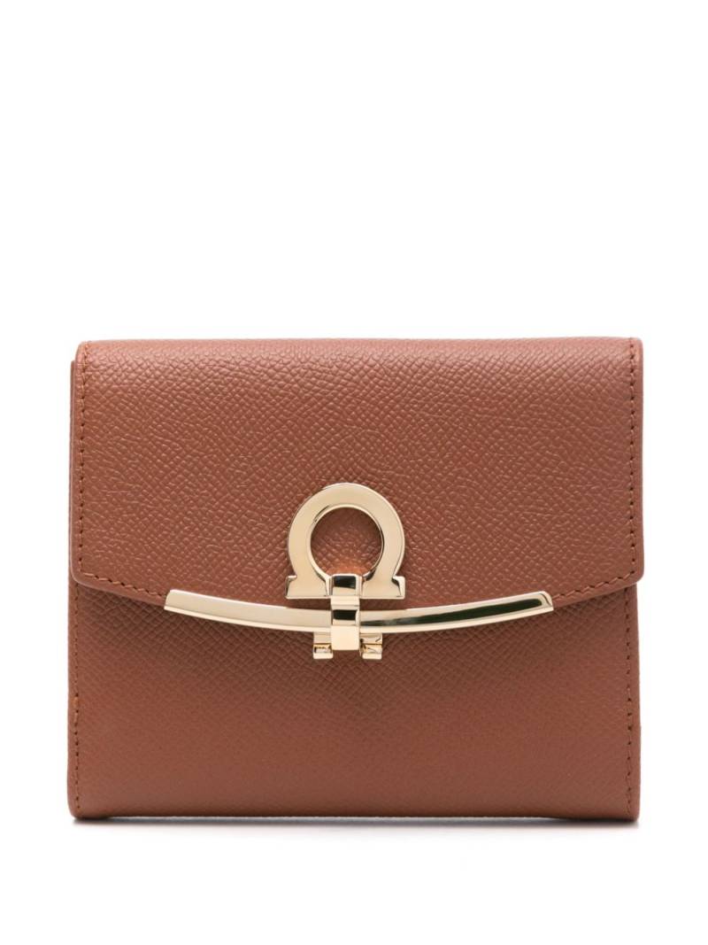 Ferragamo Gancini French wallet - Brown von Ferragamo