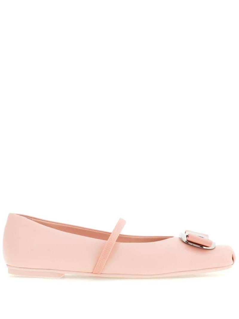 Ferragamo New Vara flat ballerina shoes - Pink von Ferragamo