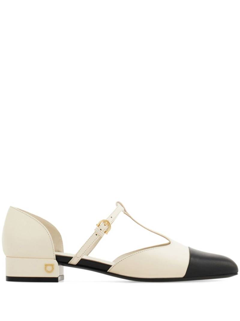 Ferragamo T-strap ballerina shoes - White von Ferragamo