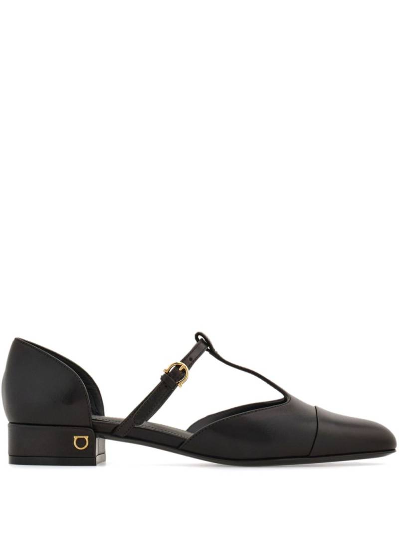 Ferragamo T-strap ballet pumps - Black von Ferragamo