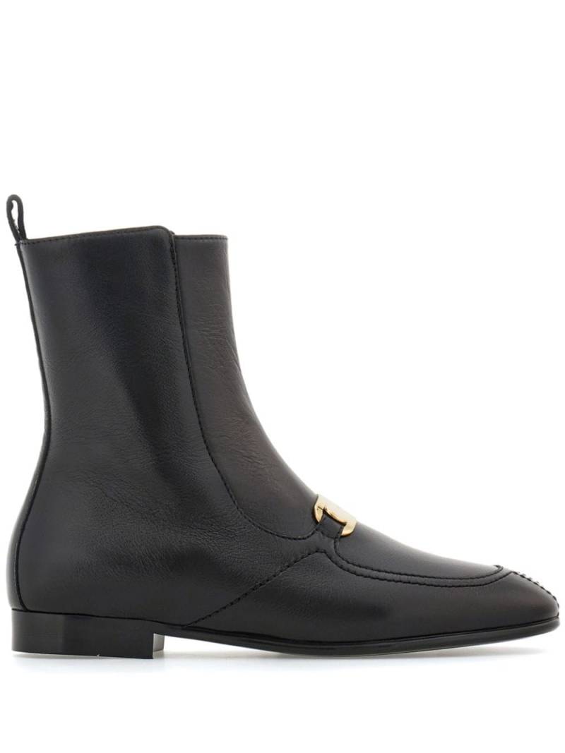 Ferragamo Vara-buckle ankle boots - Black von Ferragamo