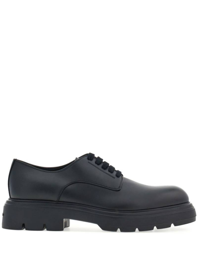 Ferragamo lace-up leather derby shoes - Black von Ferragamo