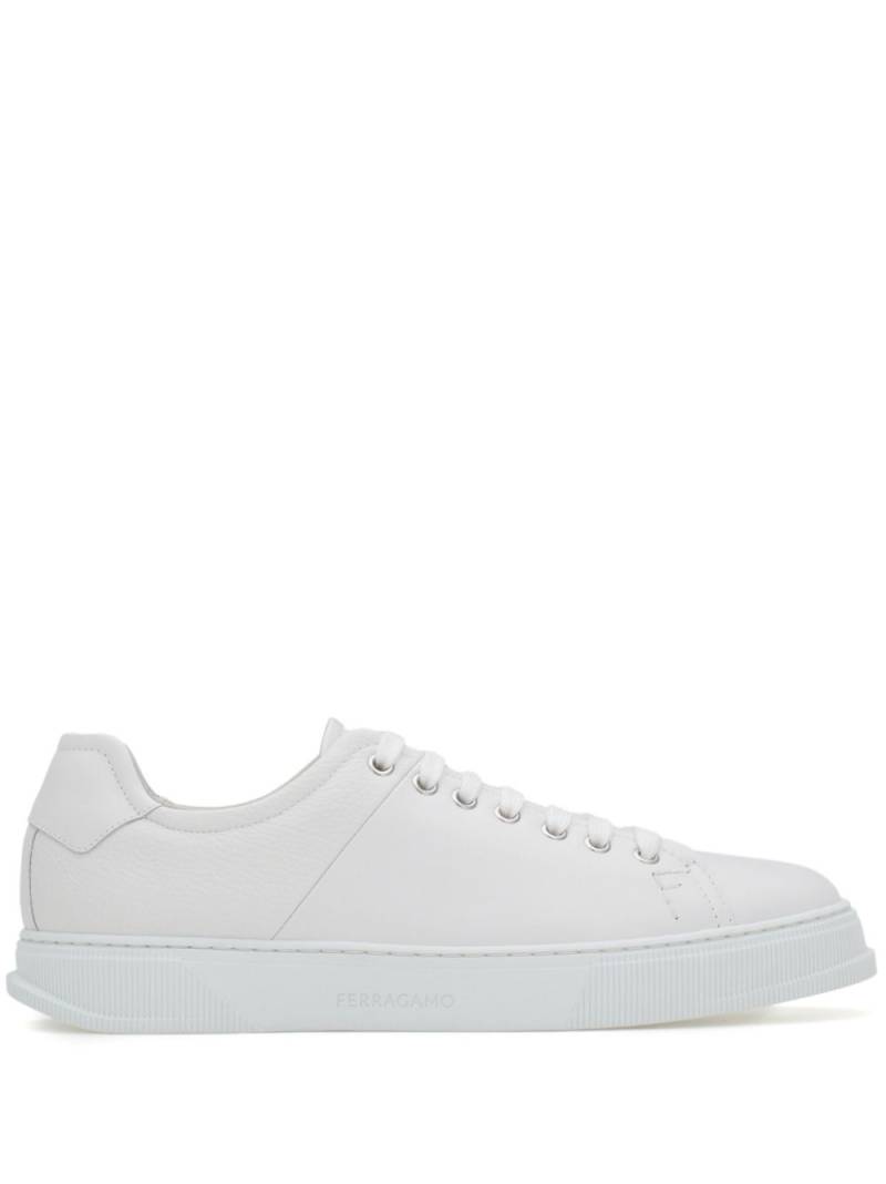 Ferragamo lace-up leather sneakers - White von Ferragamo