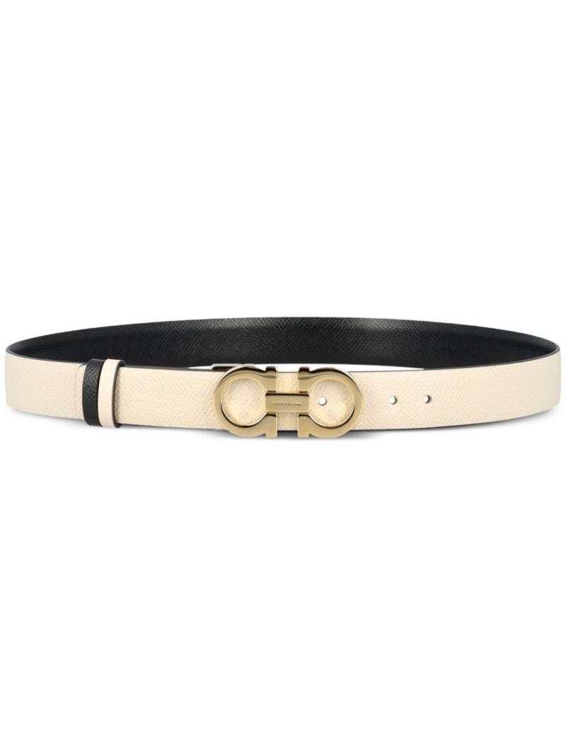 Ferragamo logo-engraved buckle belt - Neutrals von Ferragamo