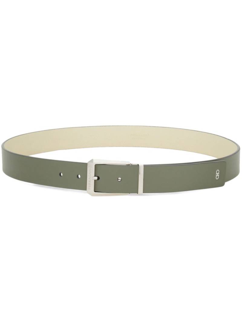 Ferragamo logo engraved leather belt - Green von Ferragamo