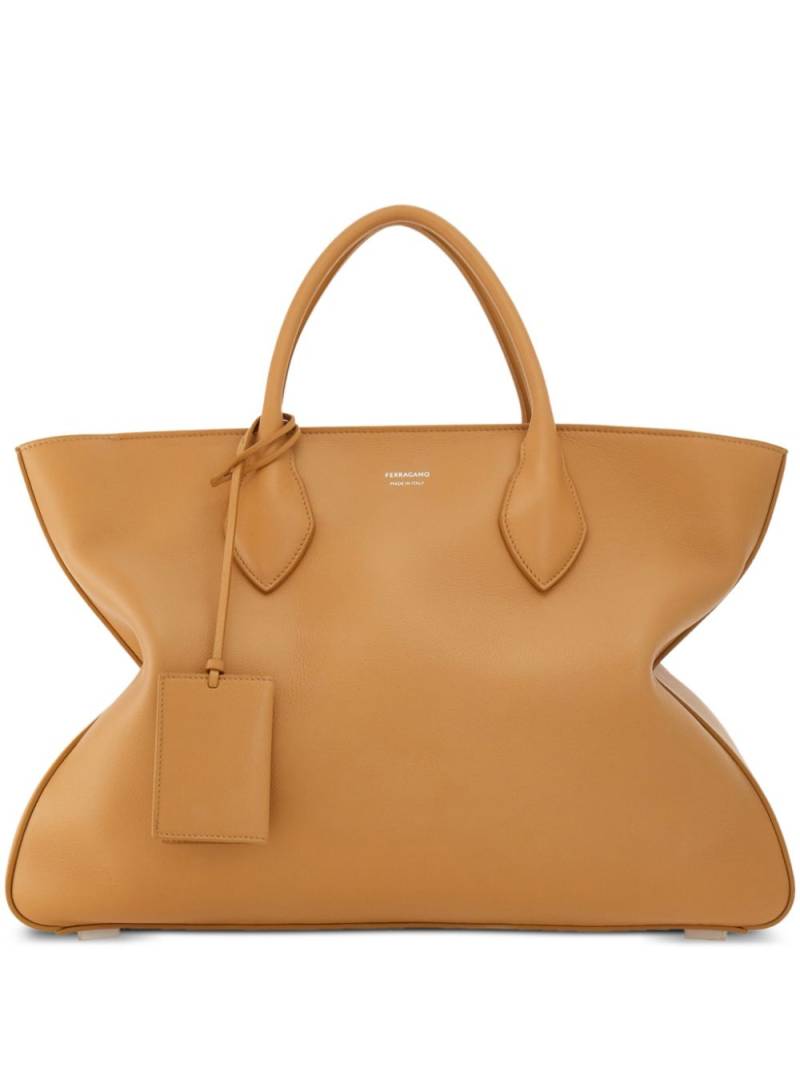 Ferragamo logo-print leather tote bag - Neutrals von Ferragamo