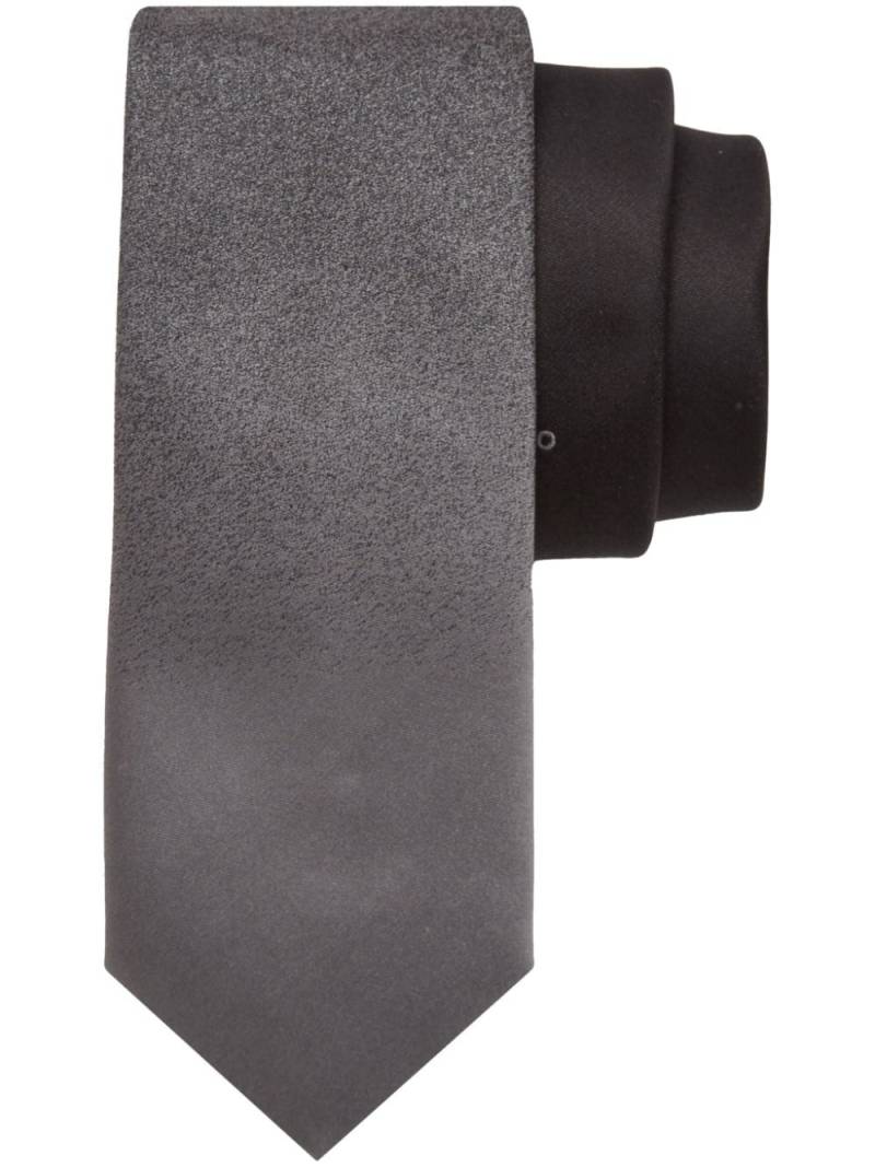 Ferragamo logo-print silk tie - Black von Ferragamo