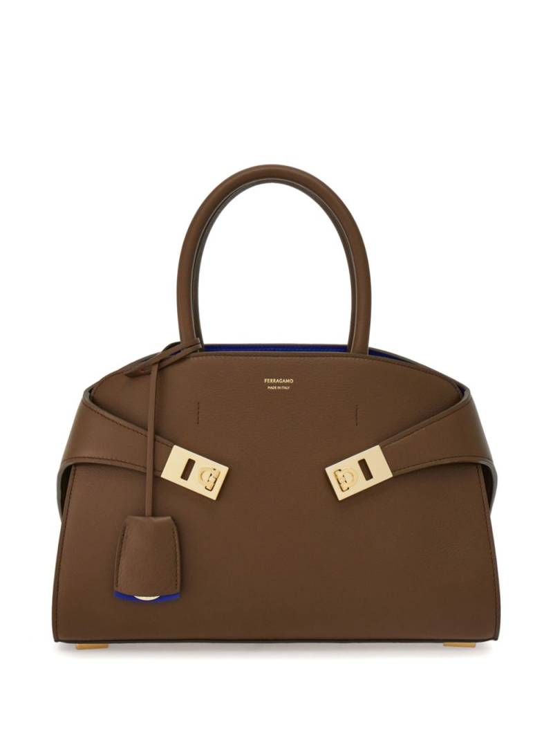 Ferragamo small Hug leather tote bag - Brown von Ferragamo