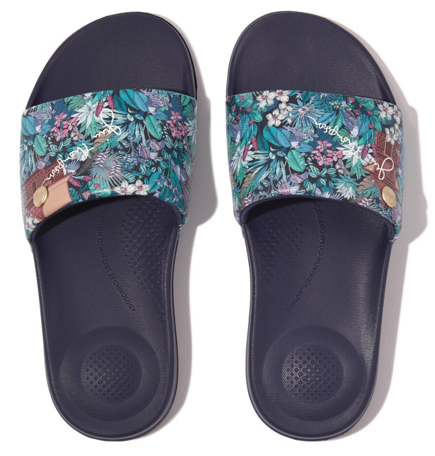 Fitflop Pantolette »iQUSHION X JIM THOMPSON«, Sommerschuh, Schlappen mit breiter Bandage für optimalen Sitz von FitFlop