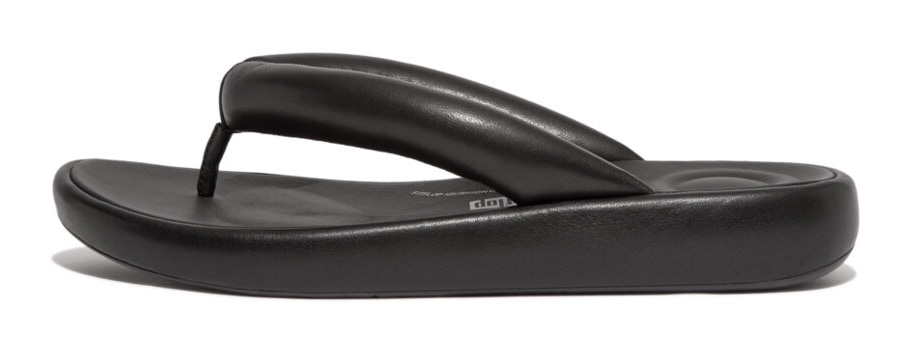 Fitflop Zehentrenner »IQUSHION D-LUXE PADDED LEATHER FLIP-FLOPS«, Sommerschuh, Schlappen mit weichem Zehensteg von FitFlop