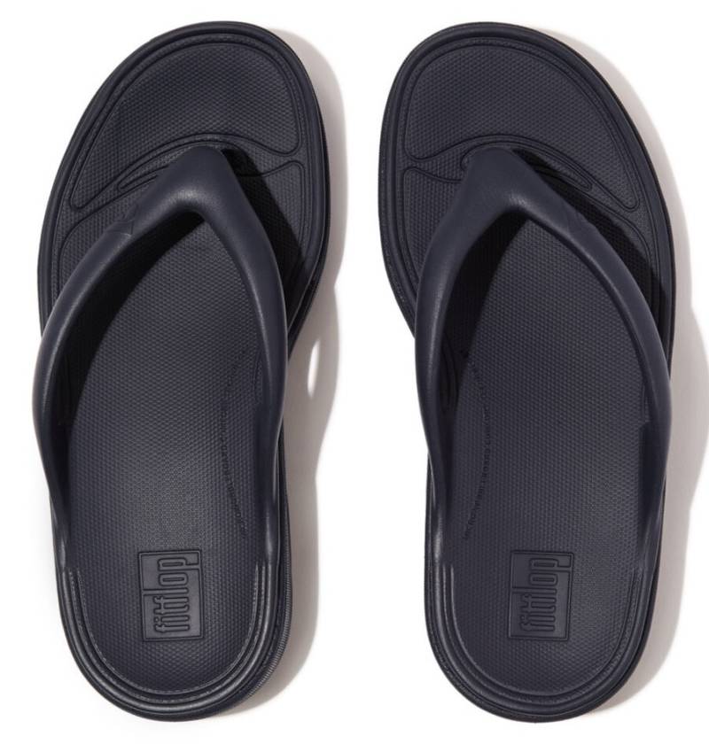 Fitflop Zehentrenner »RELIEFF RECOVERY TOE-POST SANDALS - TONAL RUBBER«, Keilabsatz, Sommerschuh, Schlappen mit Microwobbleboard von FitFlop