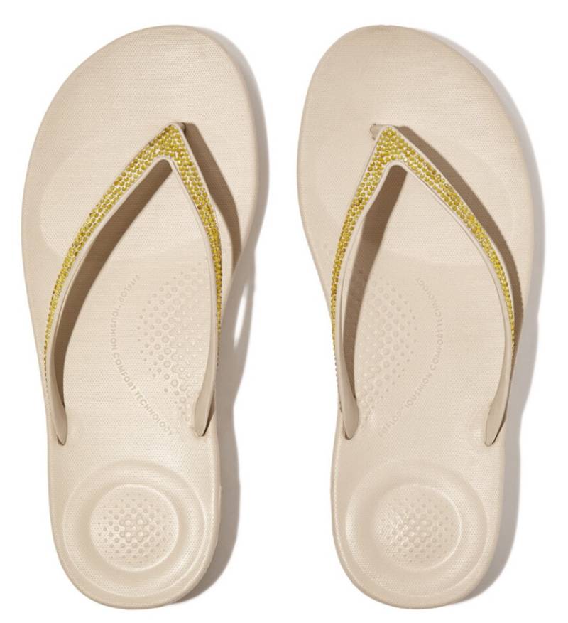 Fitflop Zehentrenner »iQUSHION SPARKLE - CLASSIC«, Keilabsatz, Sommerschuh, Schlappen mit funkelnden Glitzerbesatz von FitFlop