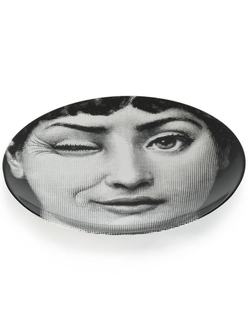 Fornasetti Fornasetti 26cm Wall Plate N130 - Black von Fornasetti