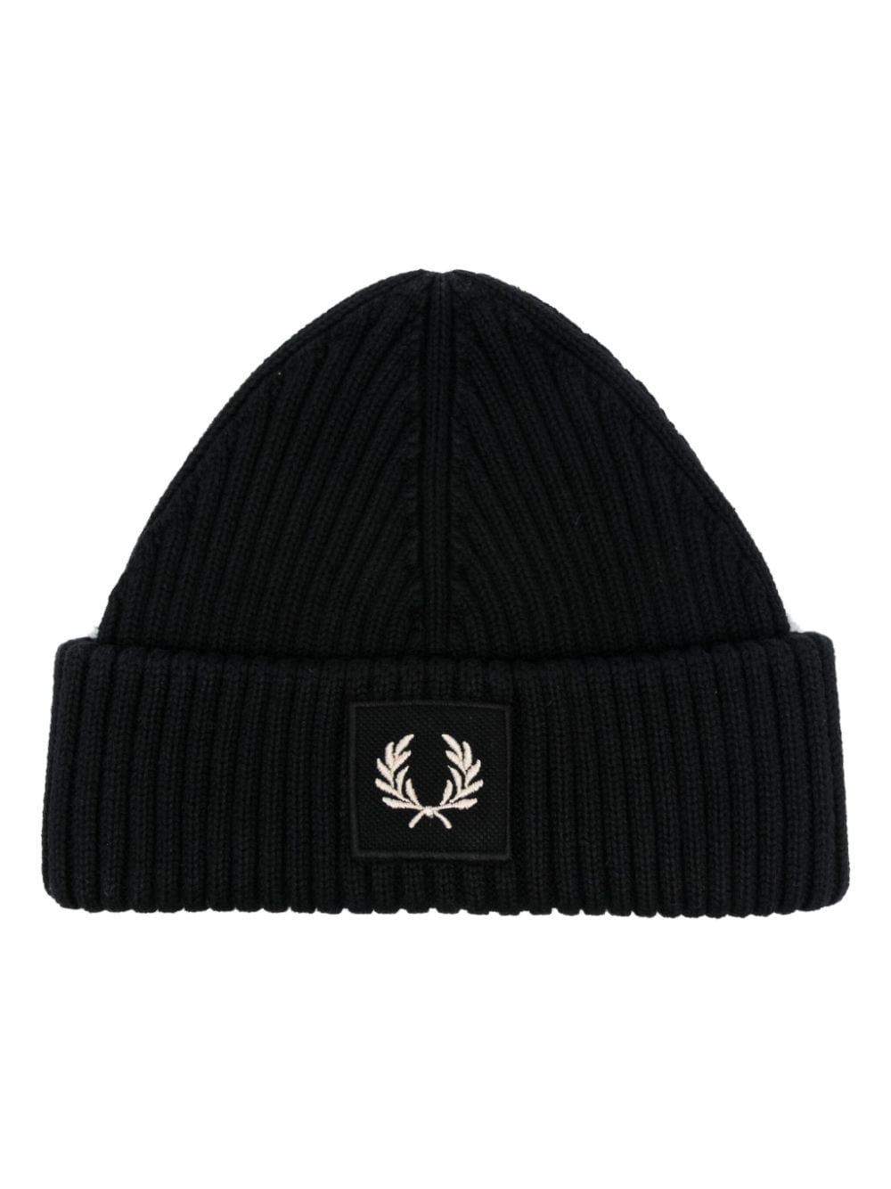 Fred Perry logo-patch ribbed beanie - Black von Fred Perry