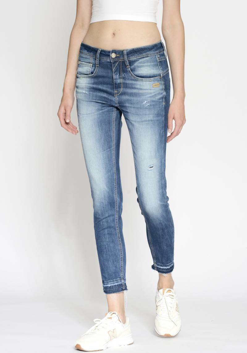 GANG 5-Pocket-Jeans »94AMELIE CROPPED«, mit ausgefransten Saumabschluss von GANG