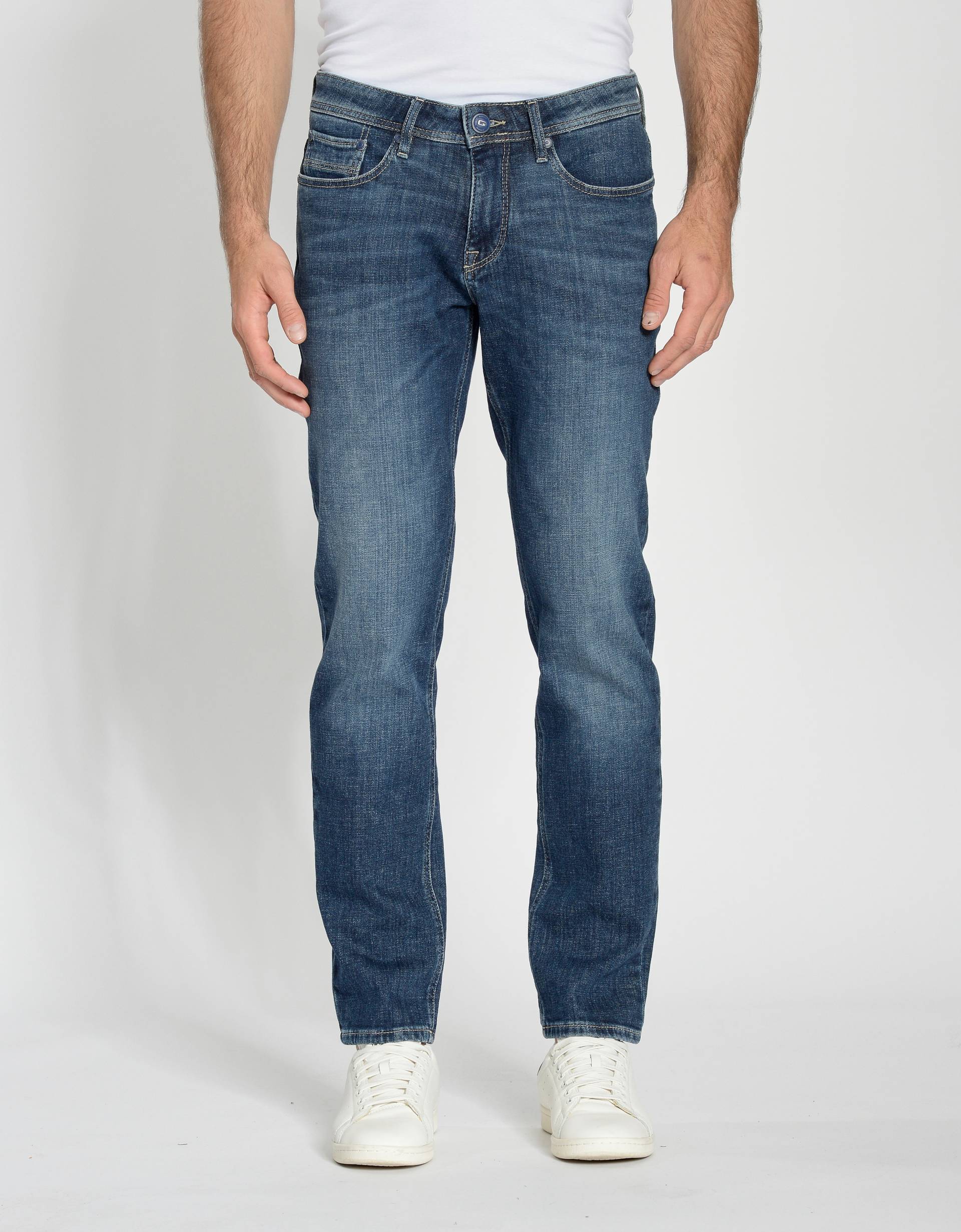 GANG 5-Pocket-Jeans »94NICO«, in zwei verschiedenen Beinlängen im 5-Pocket Style GANG 5-Pocket-Jeans »94NICO«, in zwei verschiedenen Beinlängen im 5-Pocket Style von GANG