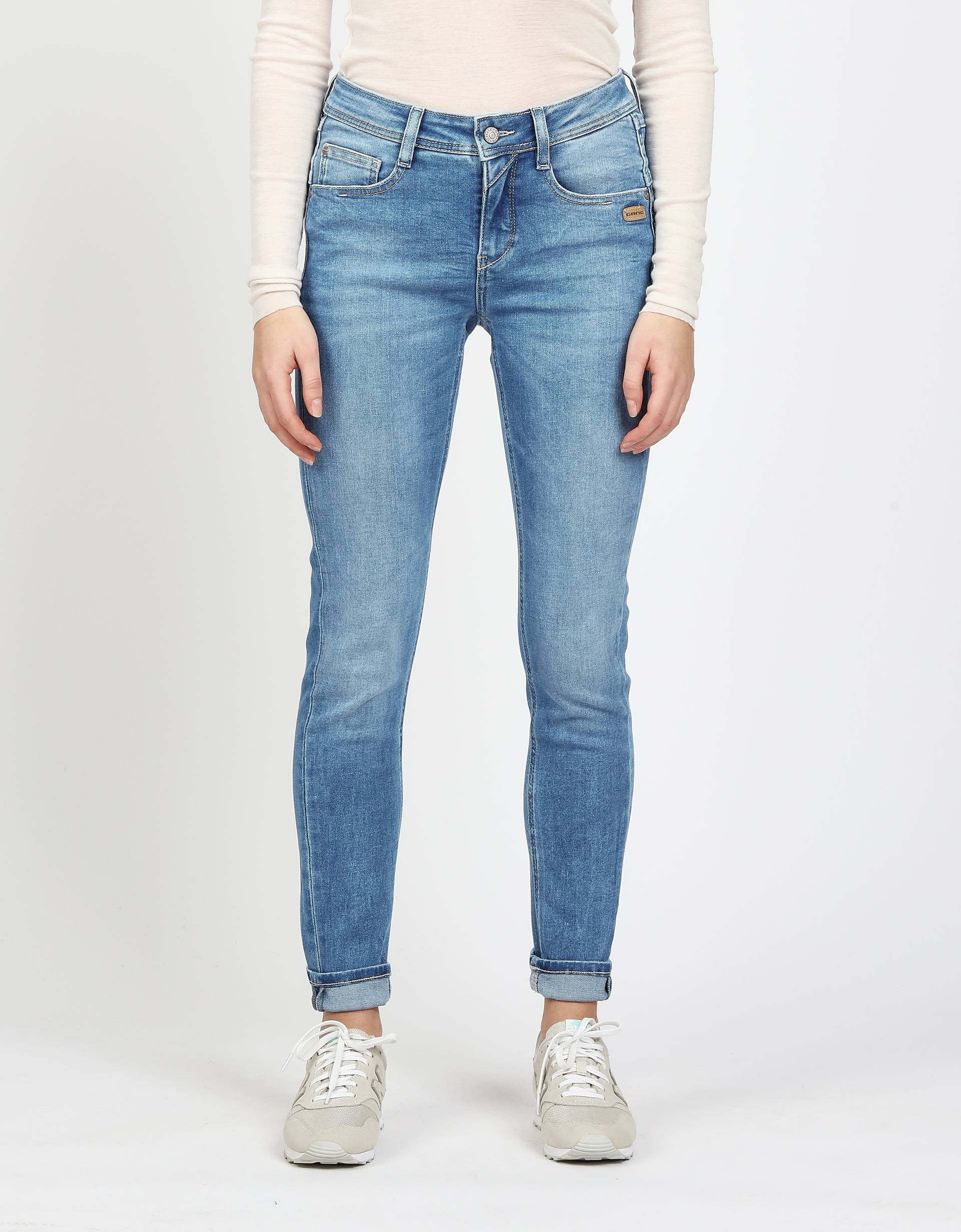 GANG Relax-fit-Jeans »94AMELIE«, mit doppelter rechter Gesässtasche GANG Relax-fit-Jeans »94AMELIE«, mit doppelter rechter Gesässtasche von GANG
