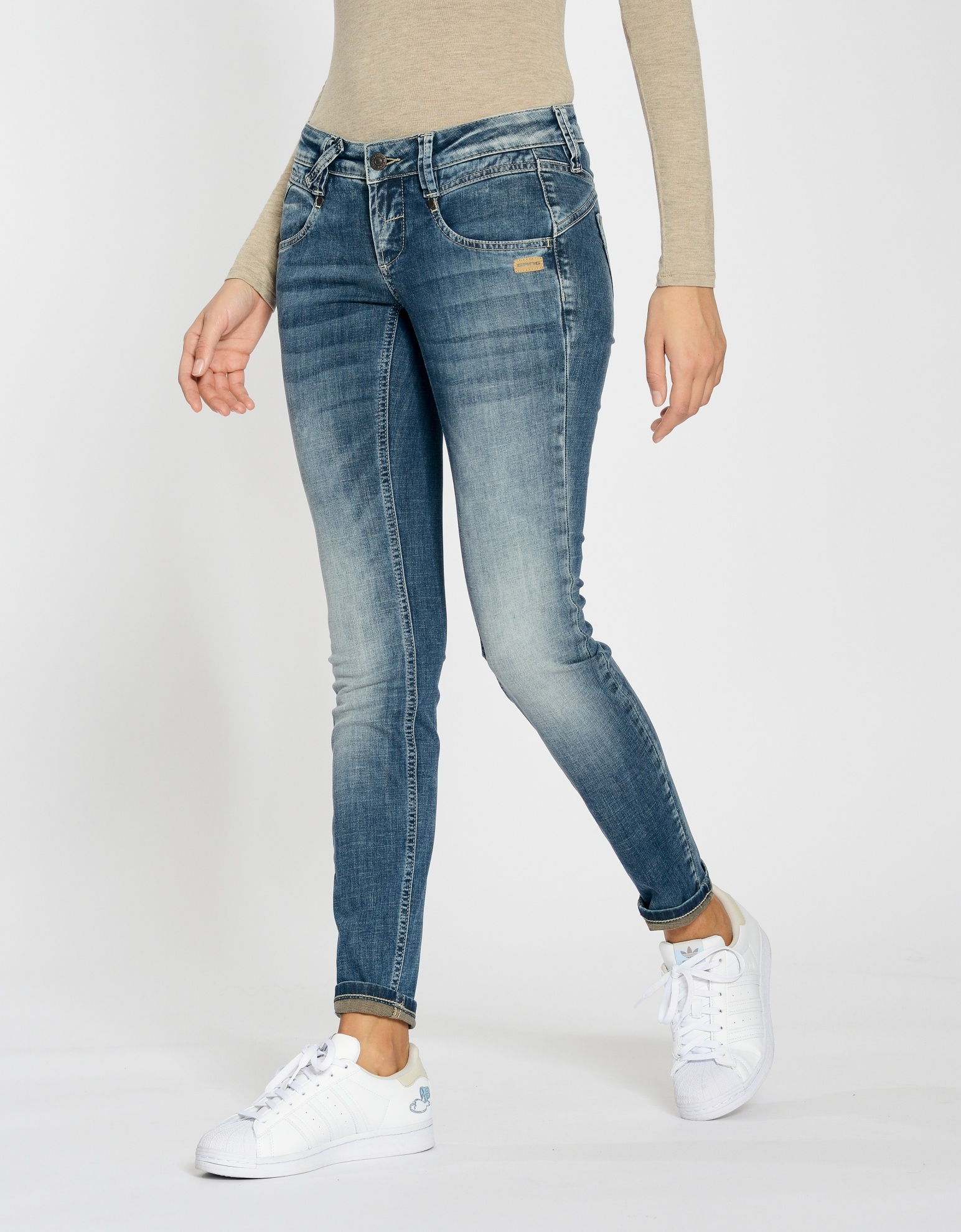 GANG Skinny-fit-Jeans »94NENA«, mit modischer Waschung GANG Skinny-fit-Jeans »94NENA«, mit modischer Waschung von GANG