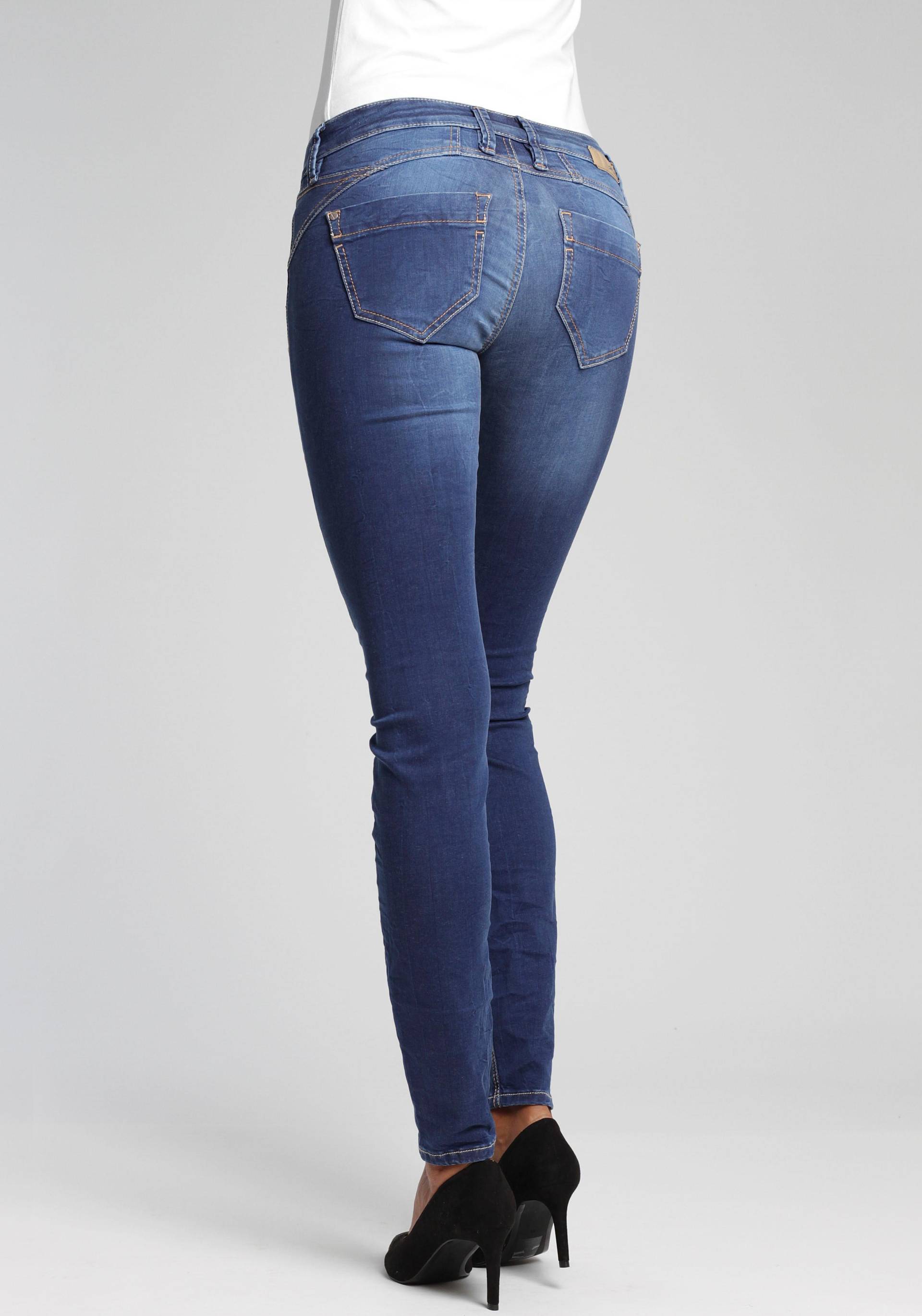 GANG Skinny-fit-Jeans »94NENA«, mit Used-Effekten von GANG