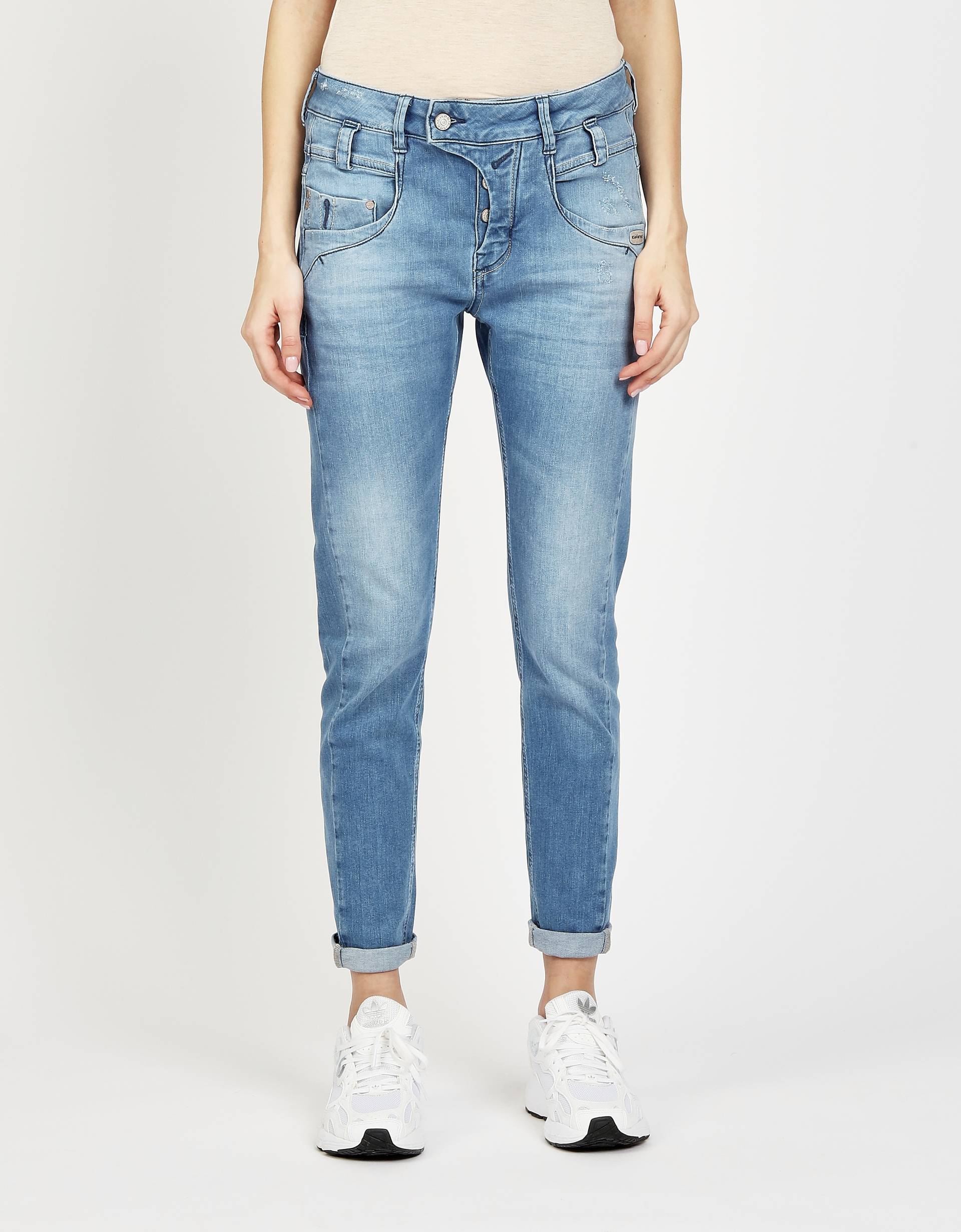 GANG Slim-fit-Jeans »94MARGE«, mit besonderem 4-Knopf-Verschluss GANG Slim-fit-Jeans »94MARGE«, mit besonderem 4-Knopf-Verschluss von GANG
