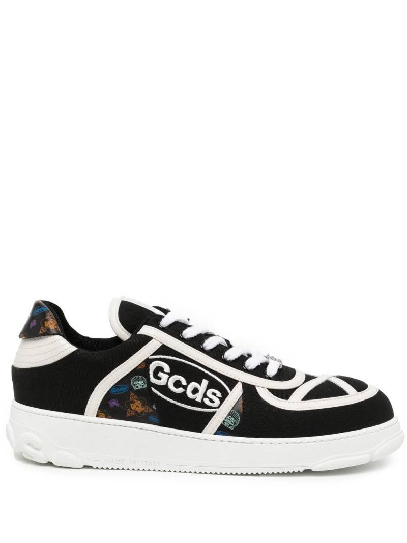 GCDS Shell Nami low-top sneakers - Black von GCDS