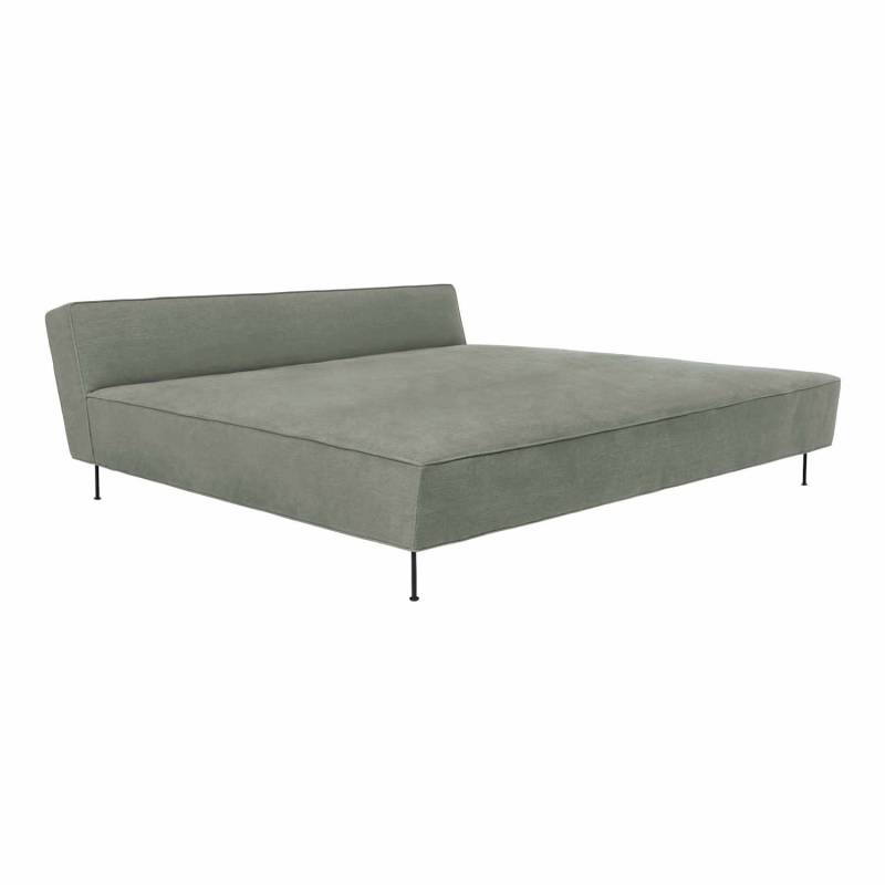 Modern Line Daybed Liege, Bezug kvadrat remix 0163 stoff, Untergestell stahl, brass shiny von GUBI