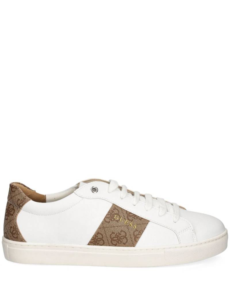 GUESS USA monogram-detail sneakers - White von GUESS USA