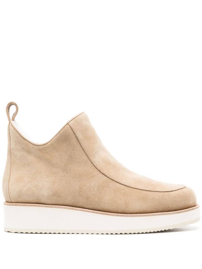 Gabriela Hearst round-toe 40mm shearling boots - Neutrals von Gabriela Hearst