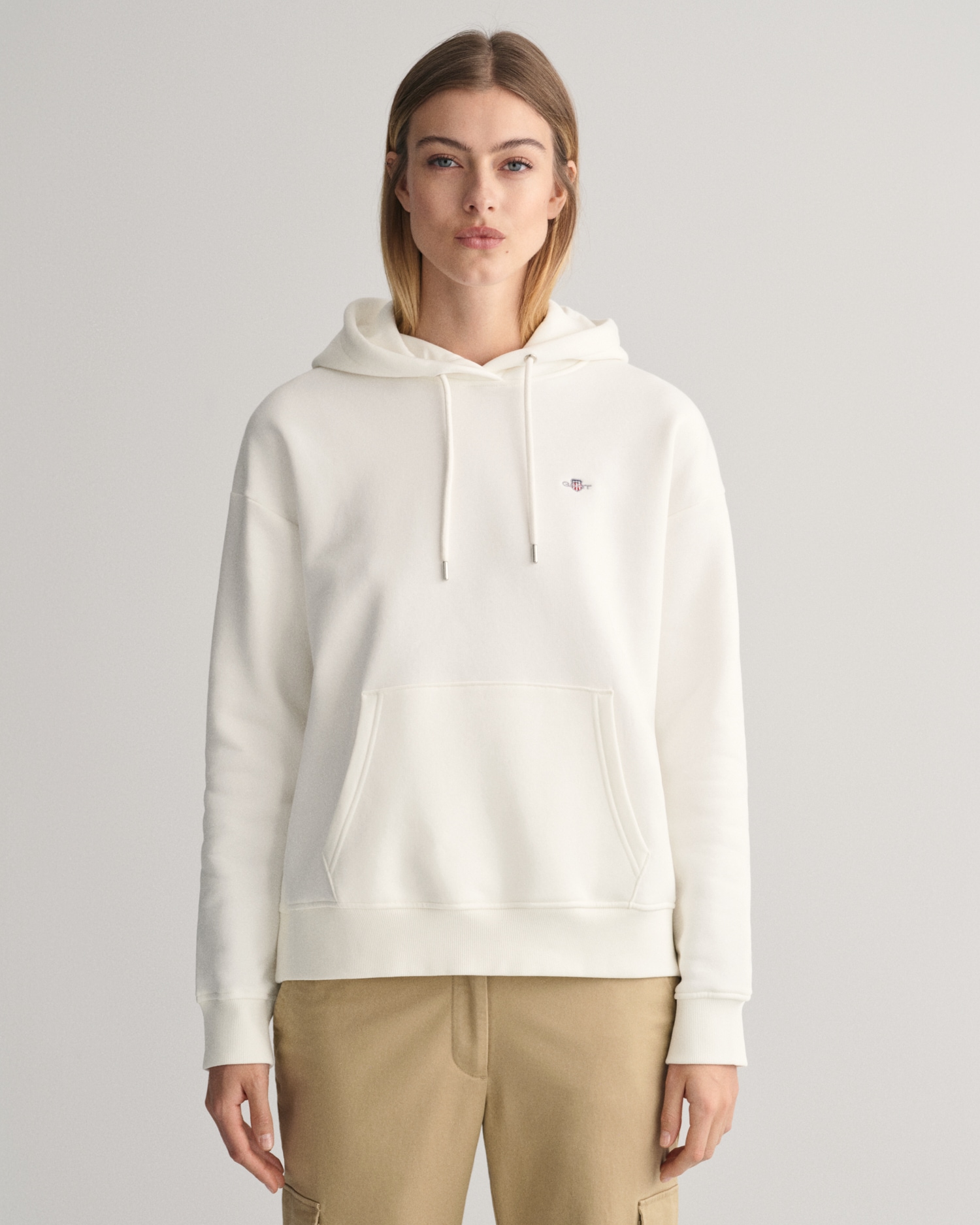 Gant Hoodie »SHIELD HOODIE«, Grafische GANT-Stickerei auf der Brust von Gant