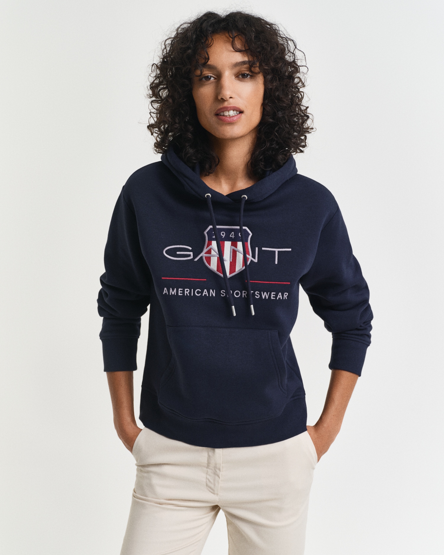 Gant Kapuzensweatshirt »ARCHIVE SHIELD HOODIE«, Mit Kapuze mit Kordelzug von Gant