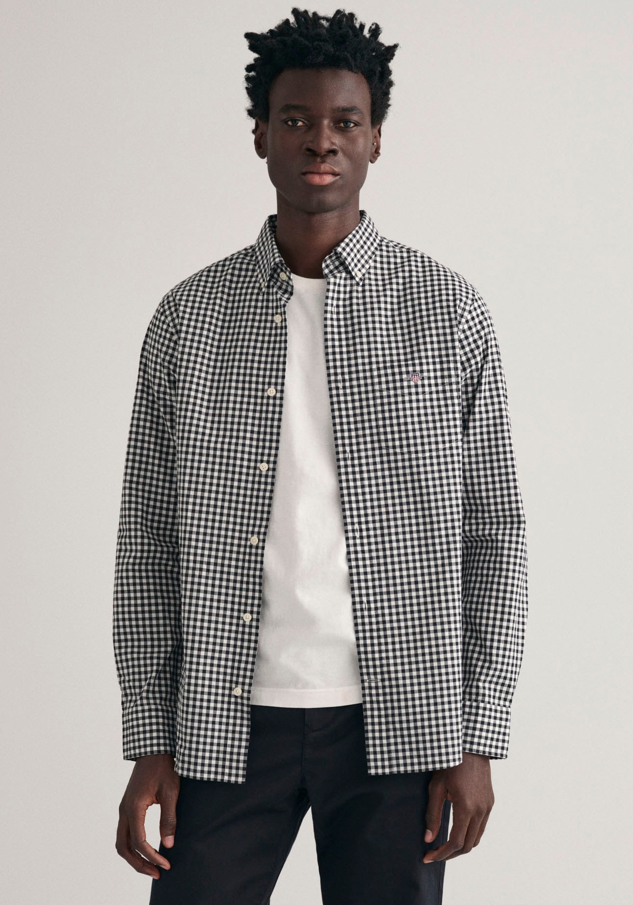 Gant Langarmhemd »REG POPLIN GINGHAM SHIRT«, mit Logostickerei auf der Brust von Gant