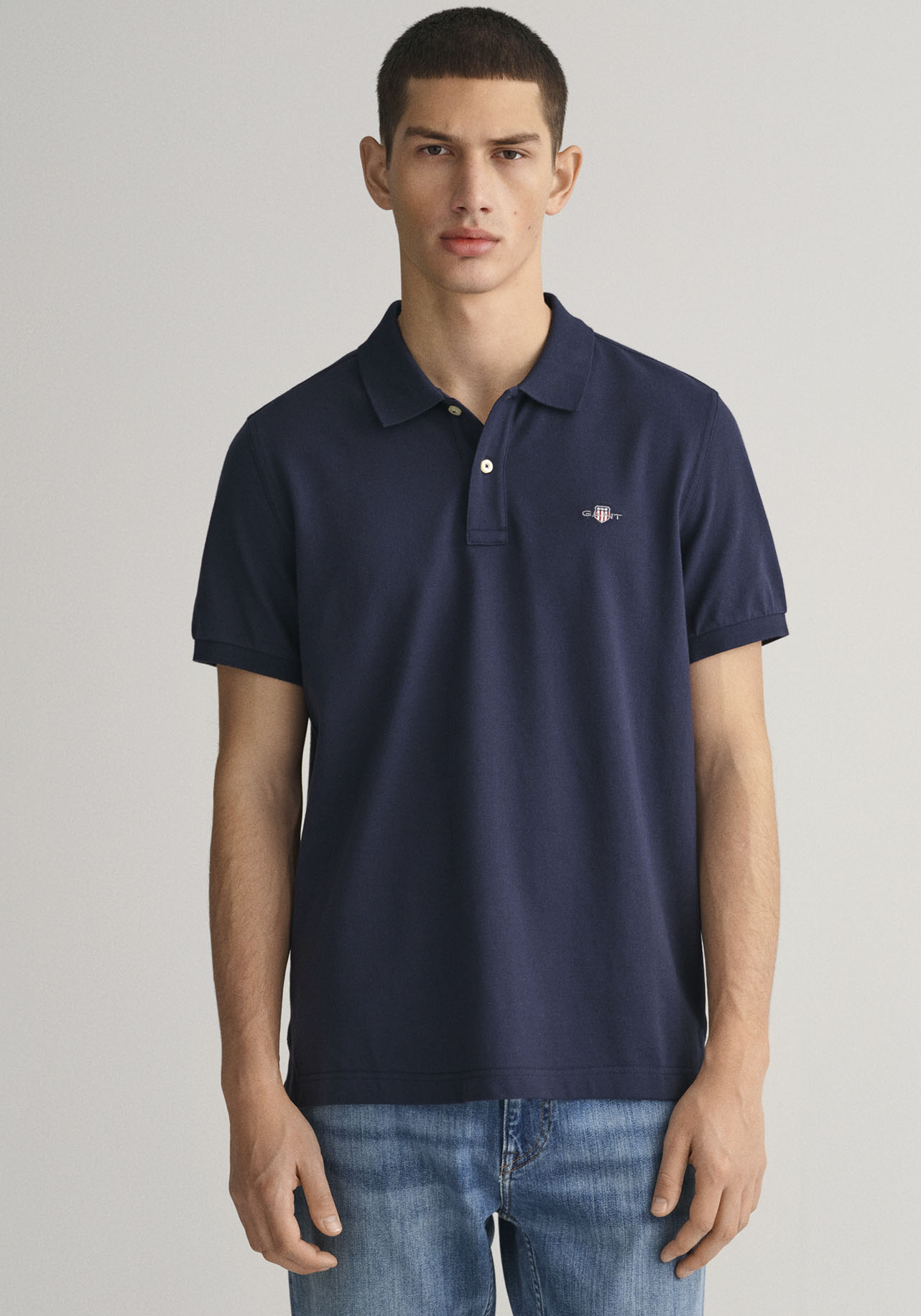 Gant Poloshirt »REG SHIELD SS PIQUE POLO«, mit Logo und Flachstrickkragen 100% Baumwolle Pique von Gant