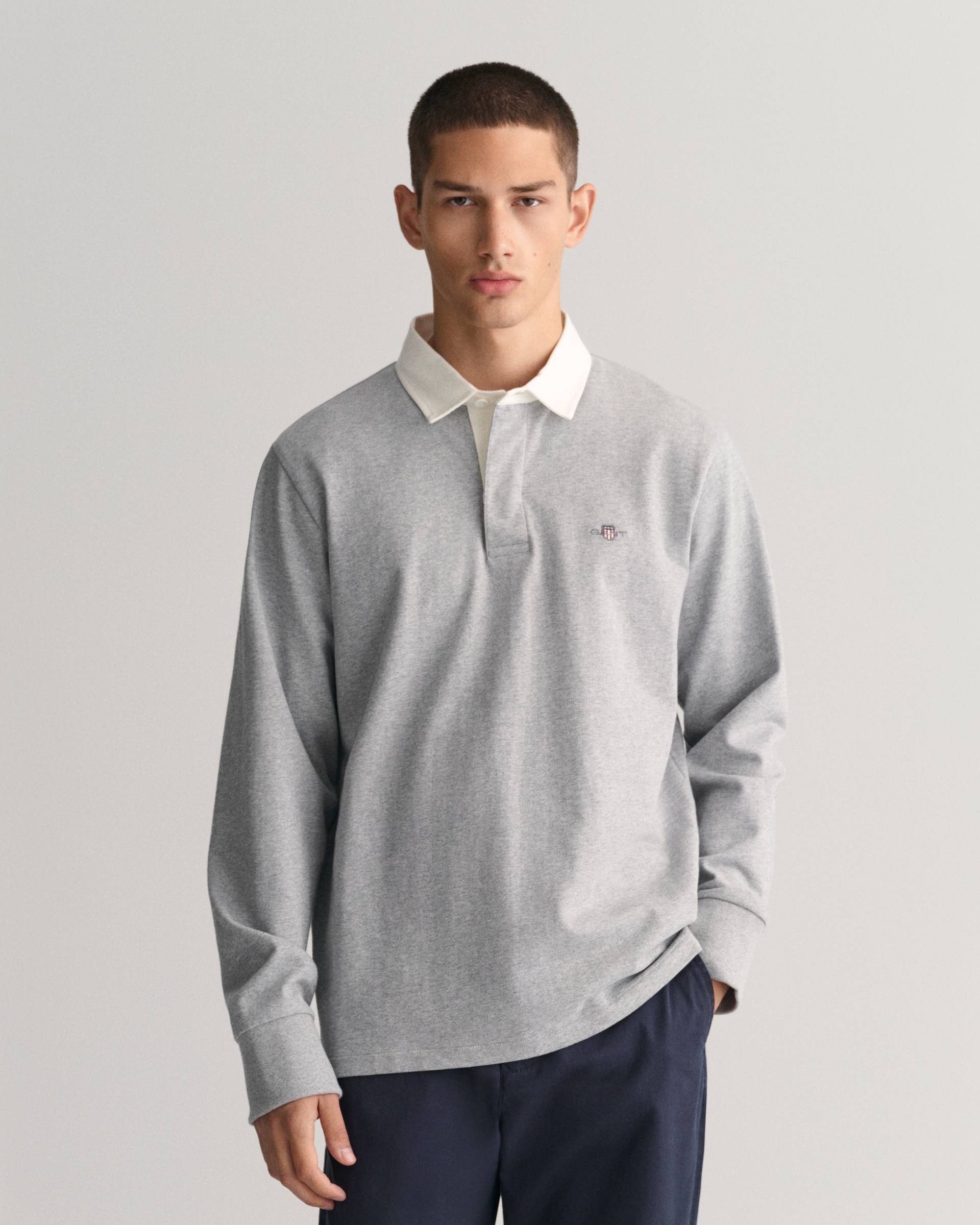 Gant Rugbyshirt »REG SHIELD HEAVY RUGGER«, mit Logostickerei auf der Brust Gant Rugbyshirt »REG SHIELD HEAVY RUGGER«, mit Logostickerei auf der Brust von Gant
