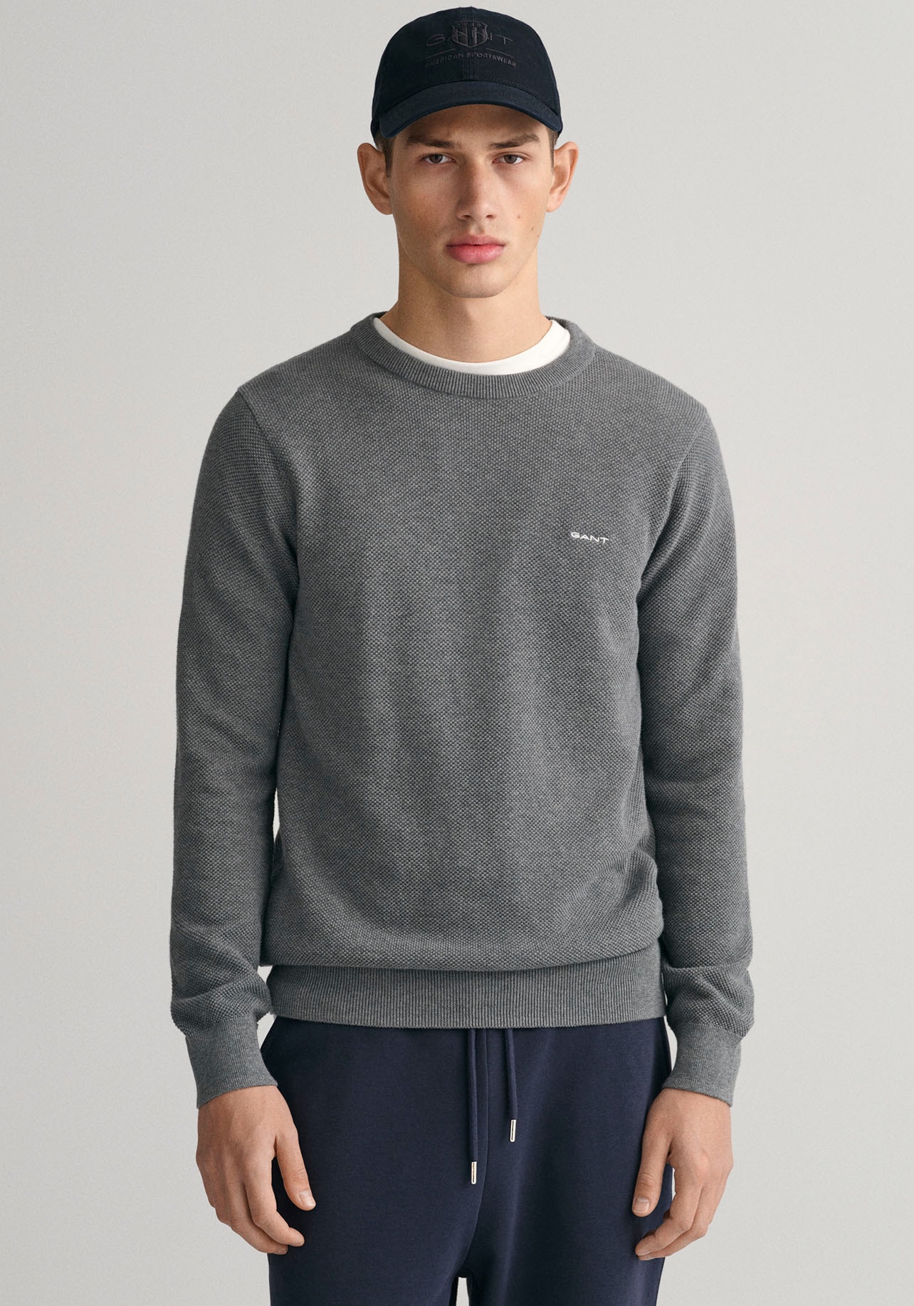 Gant Rundhalspullover »COTTON PIQUE C-NECK«, mit Logostickerei auf der Brust Gant Rundhalspullover »COTTON PIQUE C-NECK«, mit Logostickerei auf der Brust von Gant