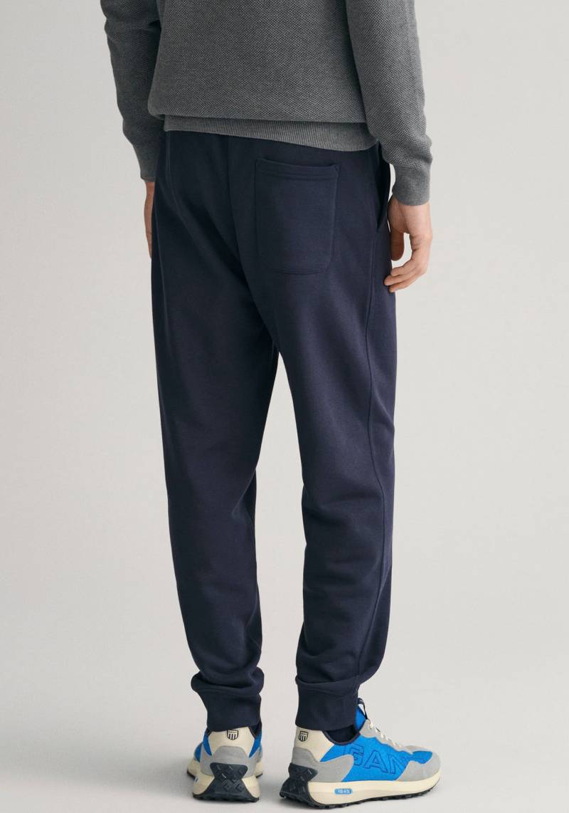 Gant Sweathose »REG SHIELD SWEATPANTS«, mit Logostickerei unterhalb des Bunds von Gant