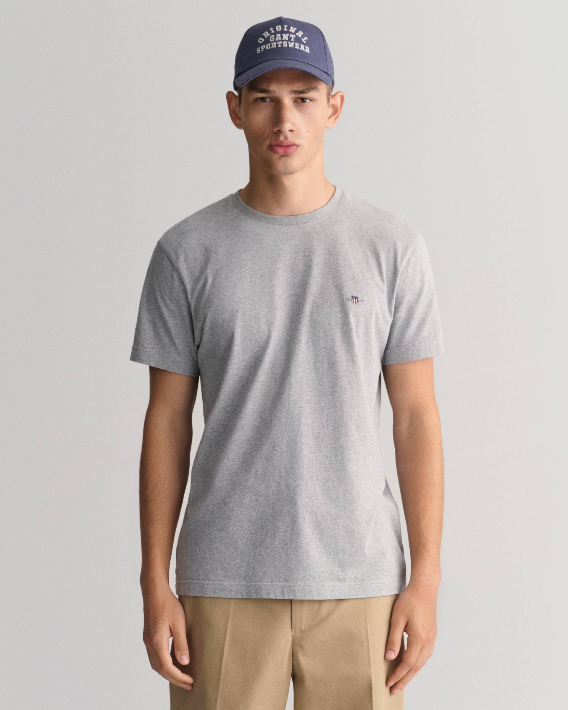 Gant T-Shirt »SLIM SHIELD SS T-SHIRT«, mit Logostickerei auf der Brust von Gant