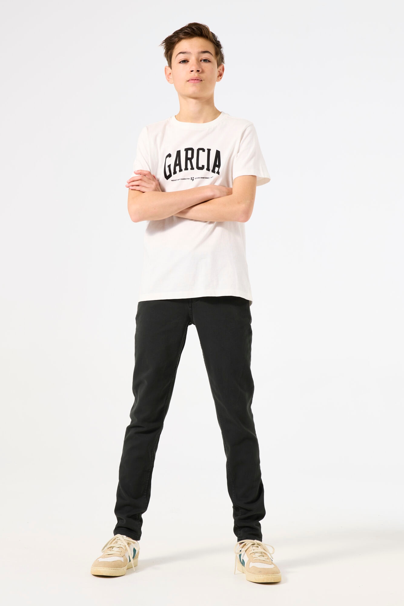 Garcia 5-Pocket-Jeans »Lazlo«, mit Destroyed-Detail am Knie, for BOYS Garcia 5-Pocket-Jeans »Lazlo«, mit Destroyed-Detail am Knie, for BOYS von Garcia