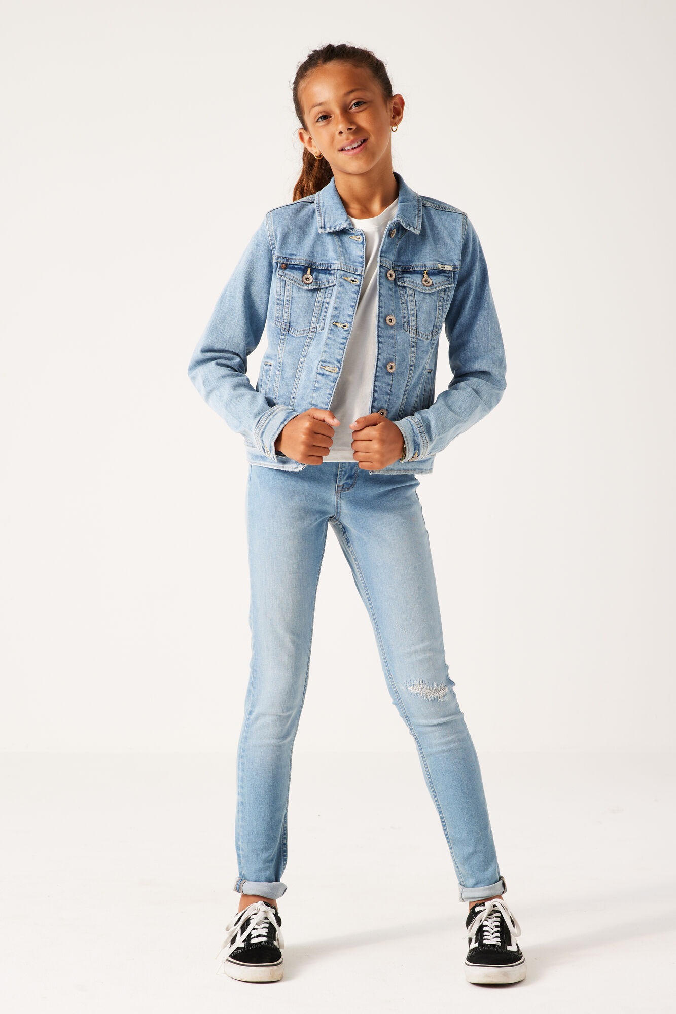 Garcia Jeansjacke »Chiara 100«, in schmaler Form, for GIRLS Garcia Jeansjacke »Chiara 100«, in schmaler Form, for GIRLS von Garcia
